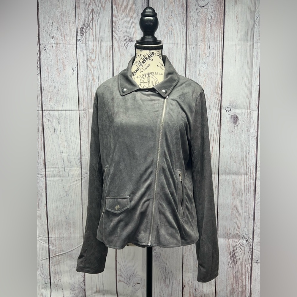 Hem & Thread Suede Moto Jacket - Picture 3 of 8